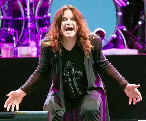 Ozzy Osbourne 𝙎𝙝𝙤𝙘𝙠𝙨 𝙩𝙝𝙚 𝙒𝙤𝙧𝙡𝙙 𝙬𝙞𝙩𝙝 𝙎𝙪𝙧𝙥𝙧𝙞𝙨𝙚 𝙍𝙚𝙪𝙣𝙞𝙤𝙣 𝘾𝙤𝙣𝙘𝙚𝙧𝙩… 