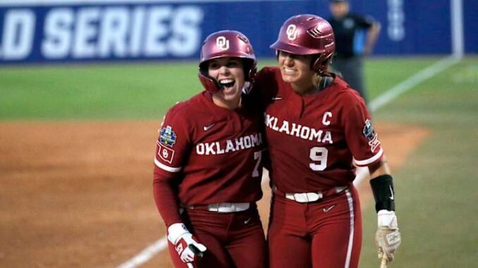 images_ImagnImages_mmsport_softball_on_si_01k0w06h2km41x75gppy