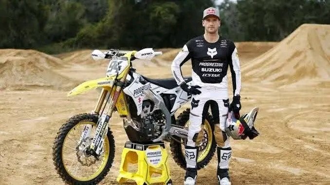 ROCZEN SIGNS MIND-BLOWING DEAL: KEN ROCZEN INKS RECORD-BREAKING $980.49 MILLION CONTRACT EXTENSION WITH MOTOCROSS TEAM, SECURING HIS FUTURE IN THE SPORT…….